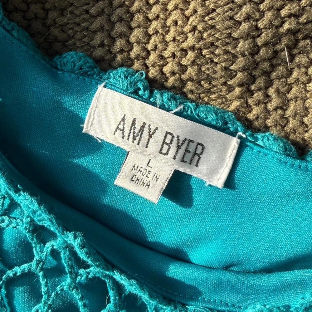 Amy Byer Vintage Crochet Beaded Long Sleeve Top - Picture 4 of 4